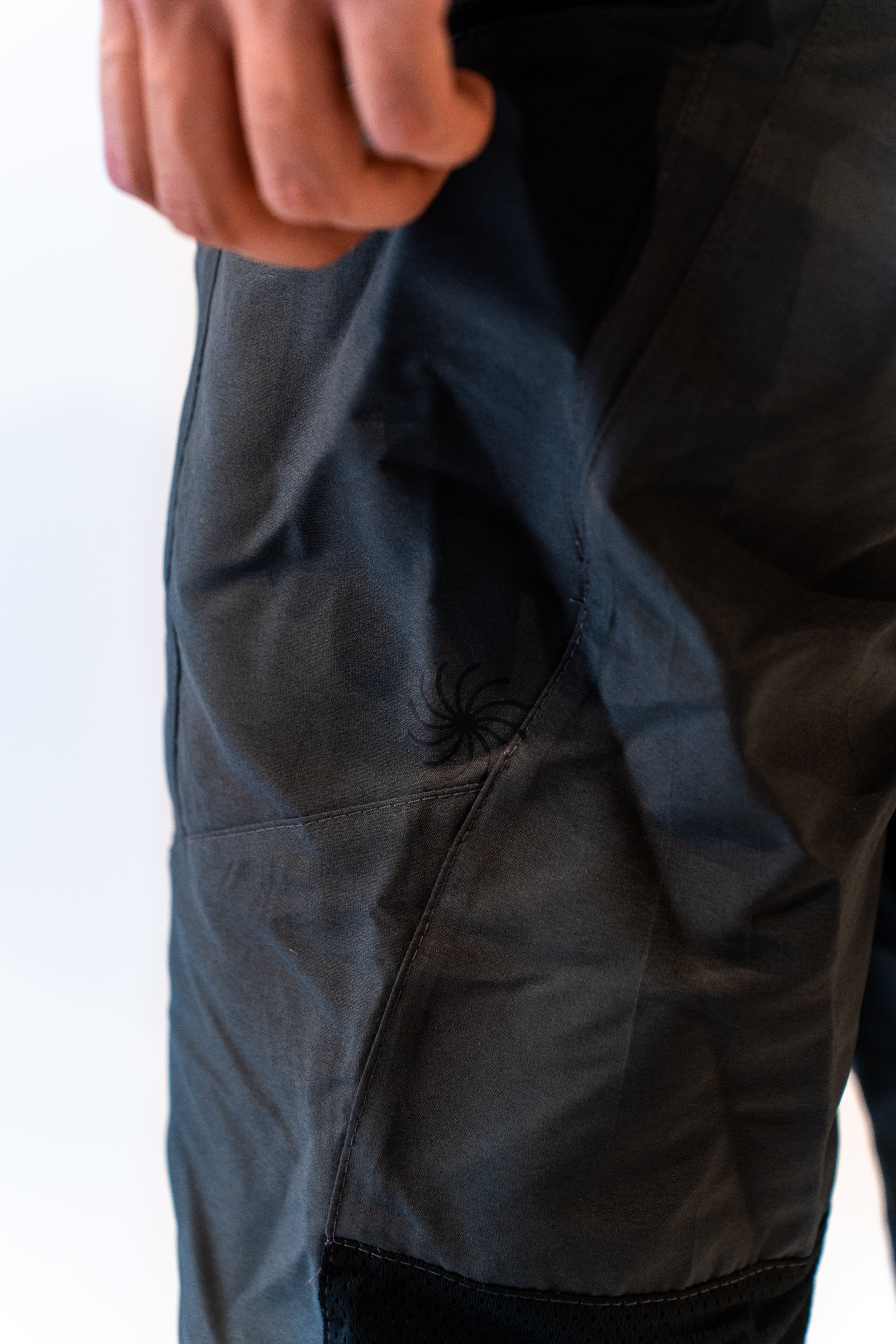 Pantalones Sendero / Gris