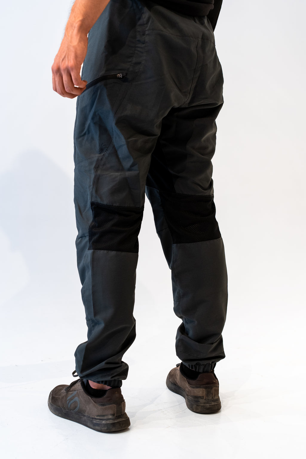Pantalones Sendero | Ojodetoro Technical Pants – Gris