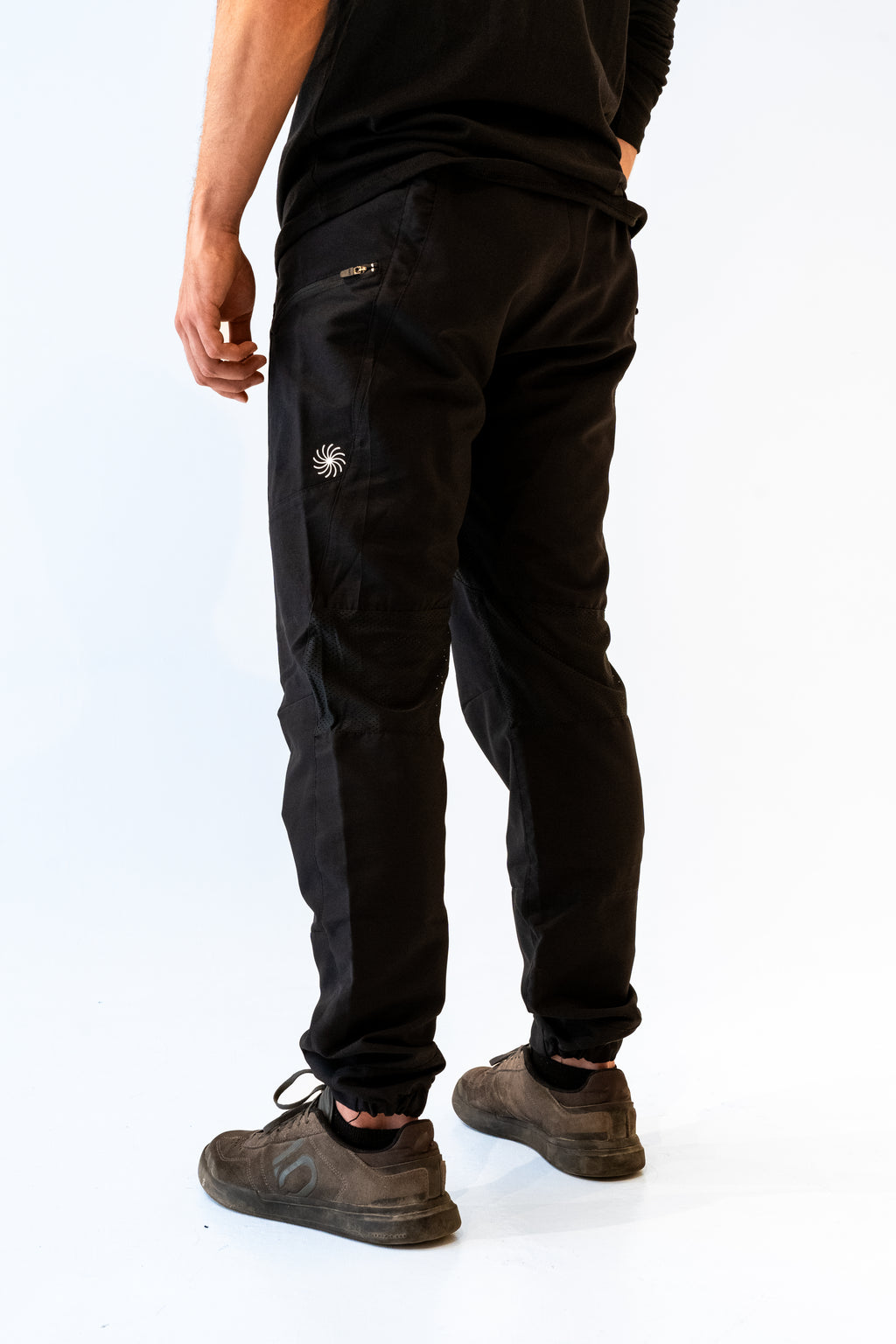 Pantalones Sendero | Ojodetoro Technical Pants – Negro