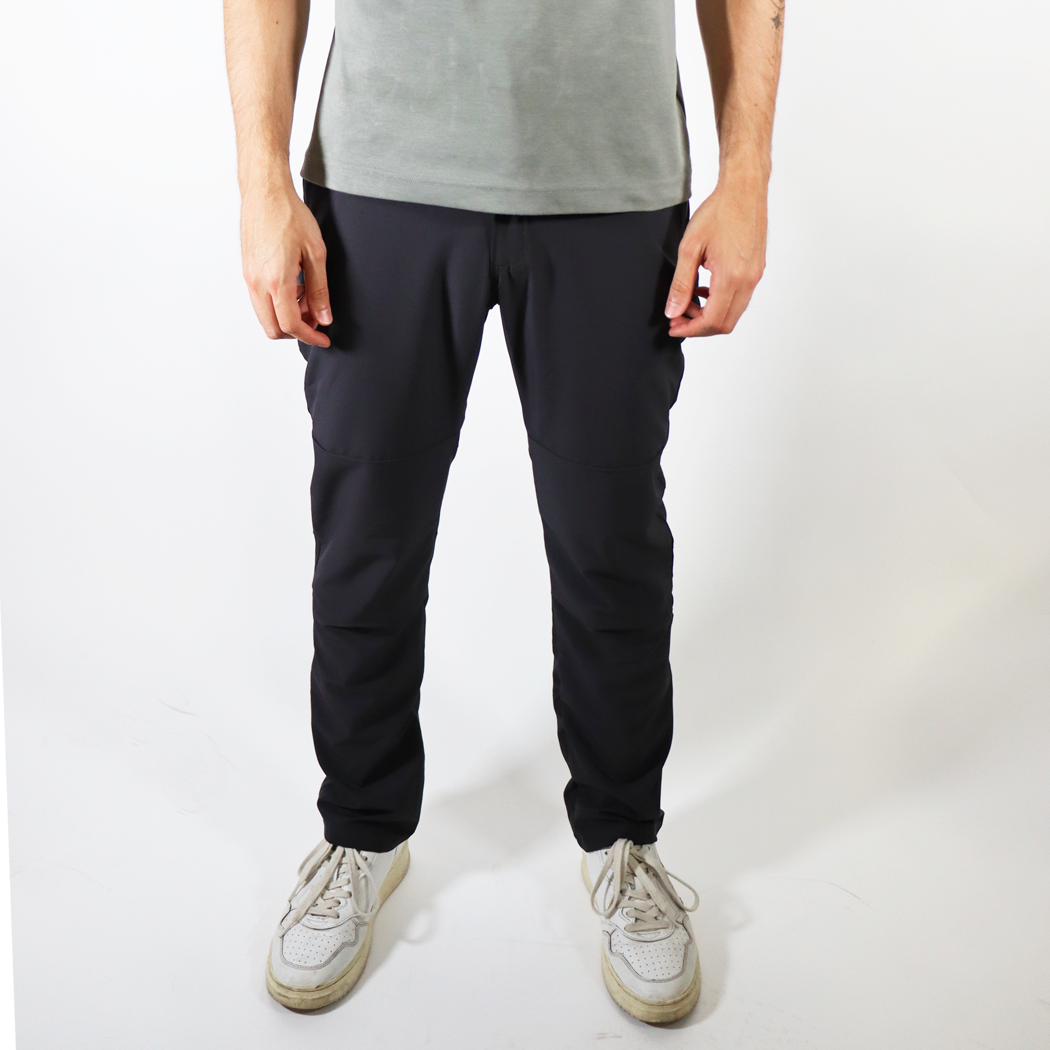 HydroFlex Pants | Technical Water-Repellent – Gris Obscuro
