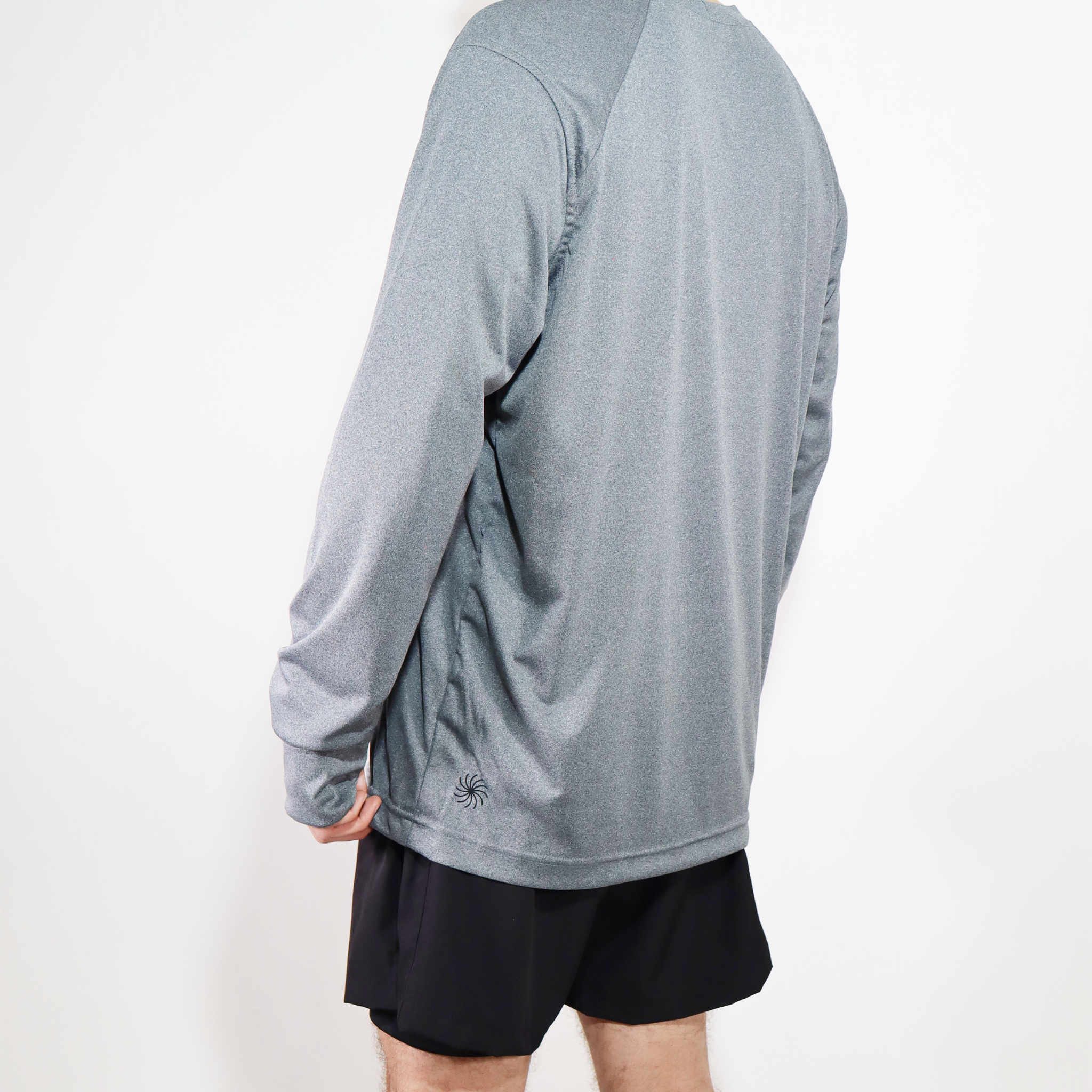 Playera M/L Summit Gris Obscuro